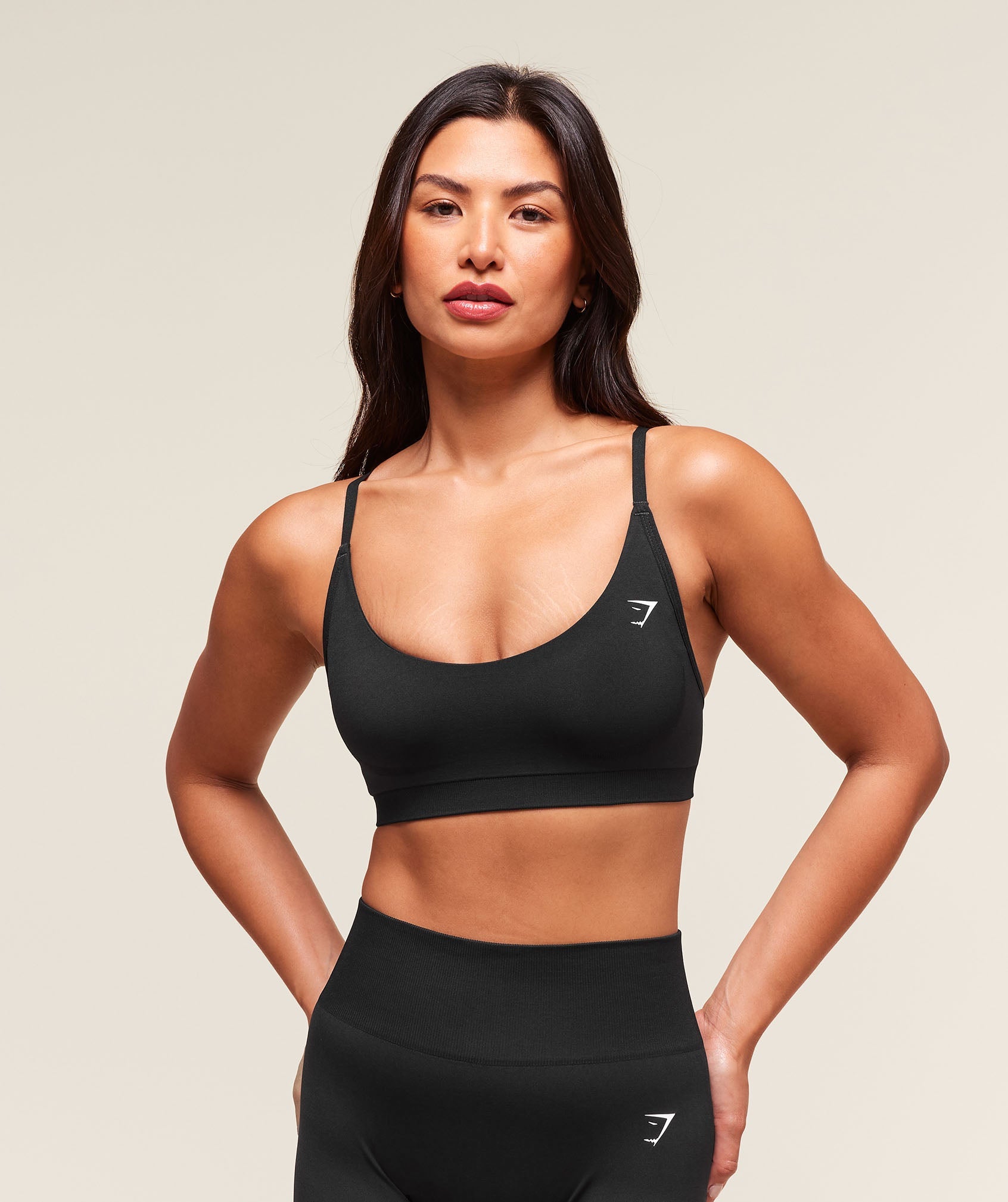 Everyday Seamless Racerback Sports Bra - Black