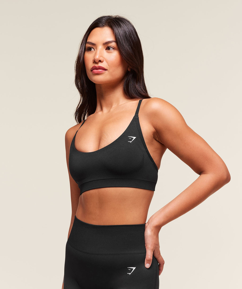 Everyday Seamless Racerback Sports Bra - Black