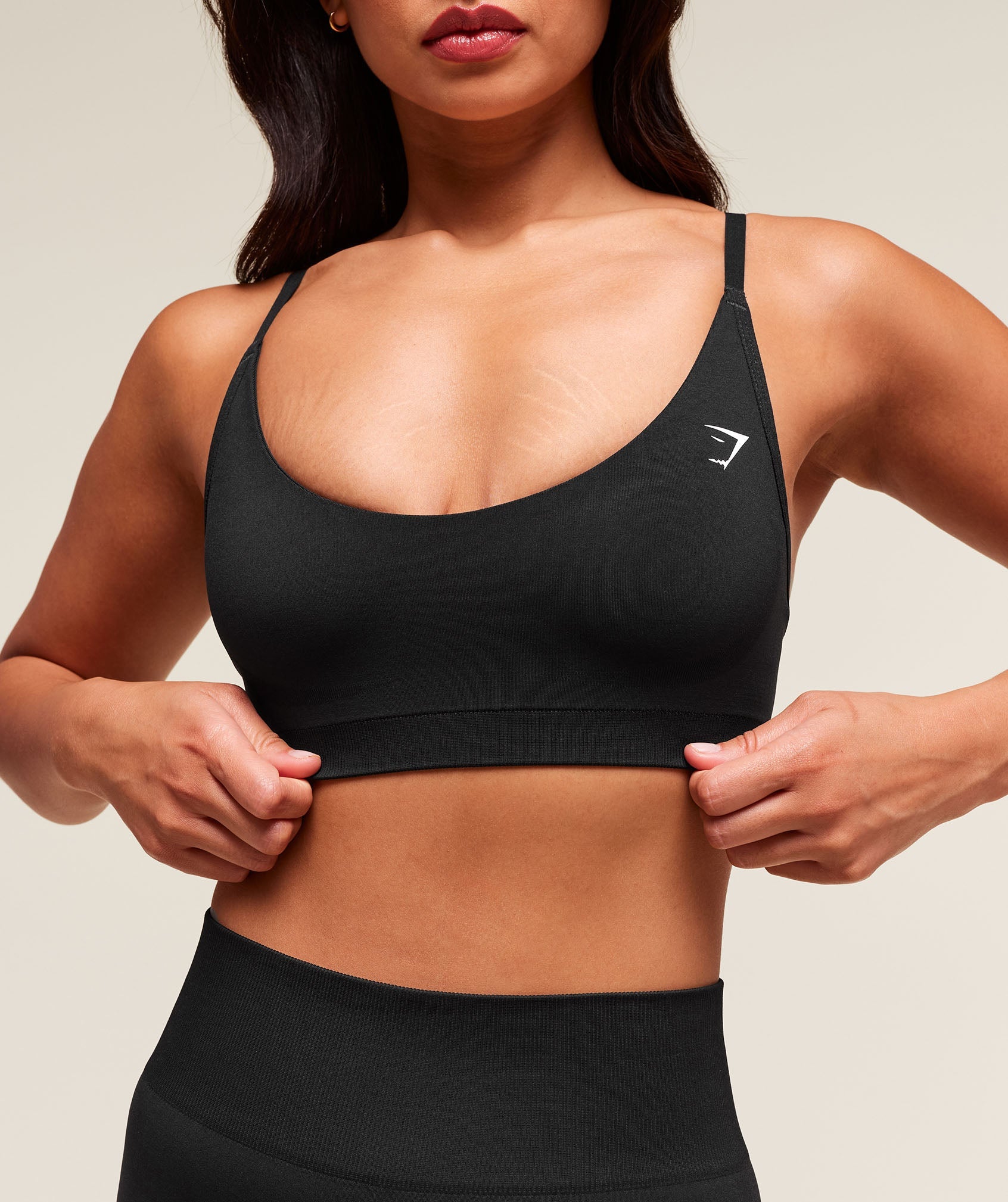 Everyday Seamless Racerback Sports Bra - Black
