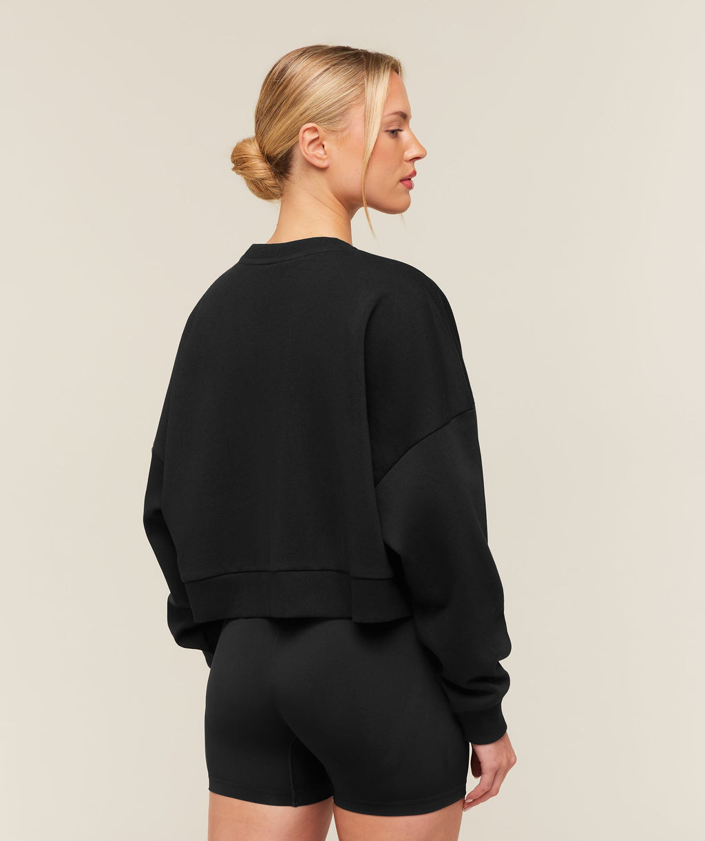 Training Oversized Boxy Sweatshirt - Black
