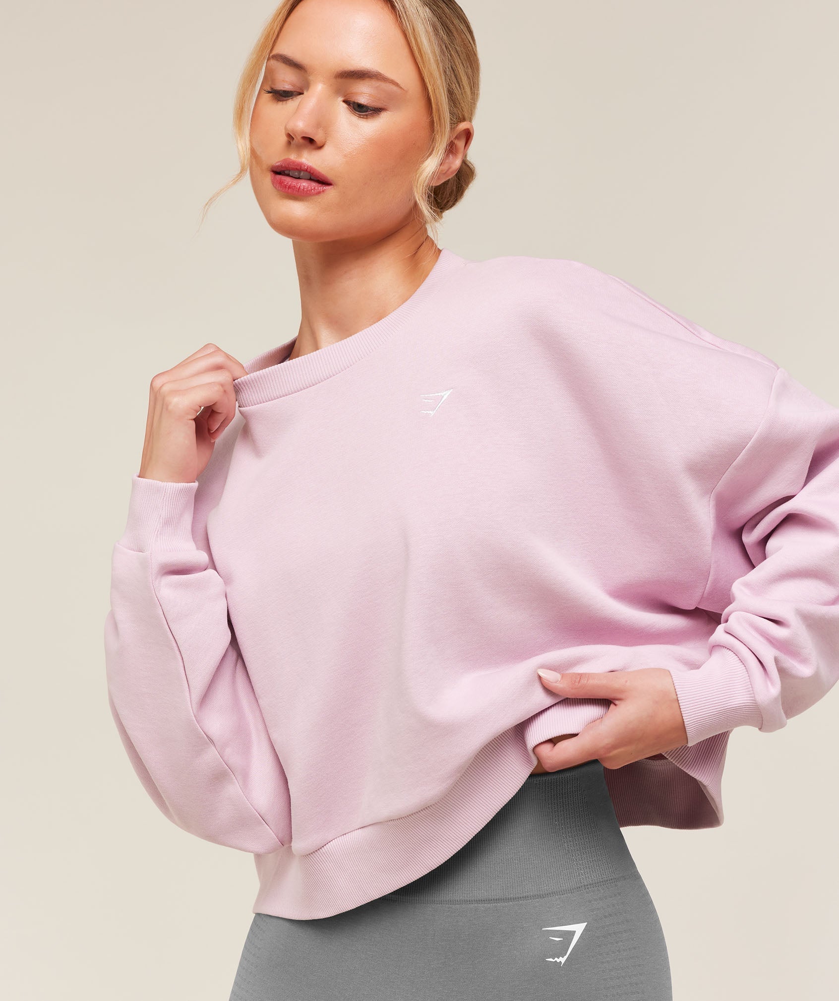 Training Oversized Boxy Sweatshirt - Haze Pink